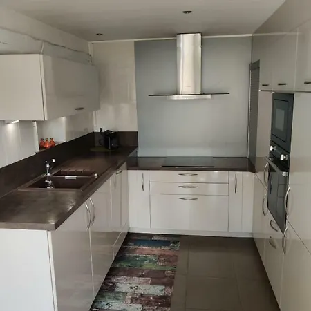 La Maison De L'avenue Βίλα *